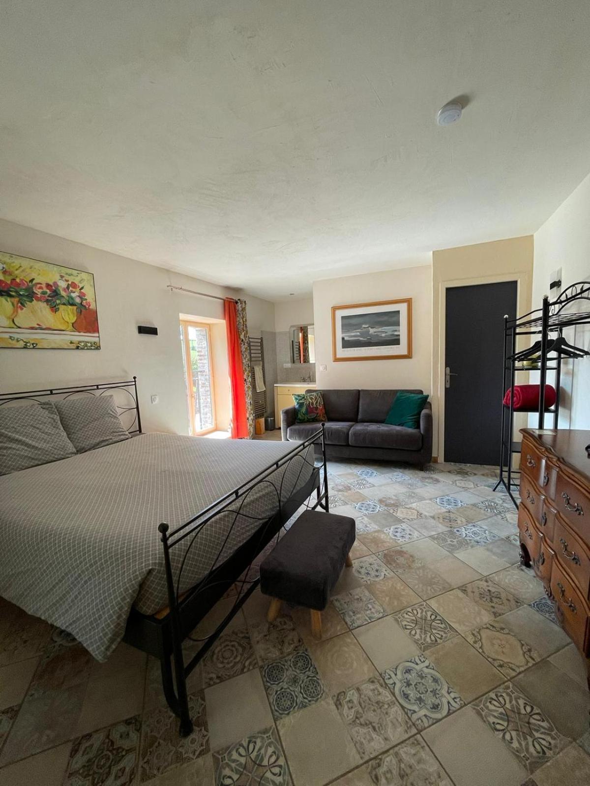 Le Domaine De La Plume Hotel La Gimond Buitenkant foto